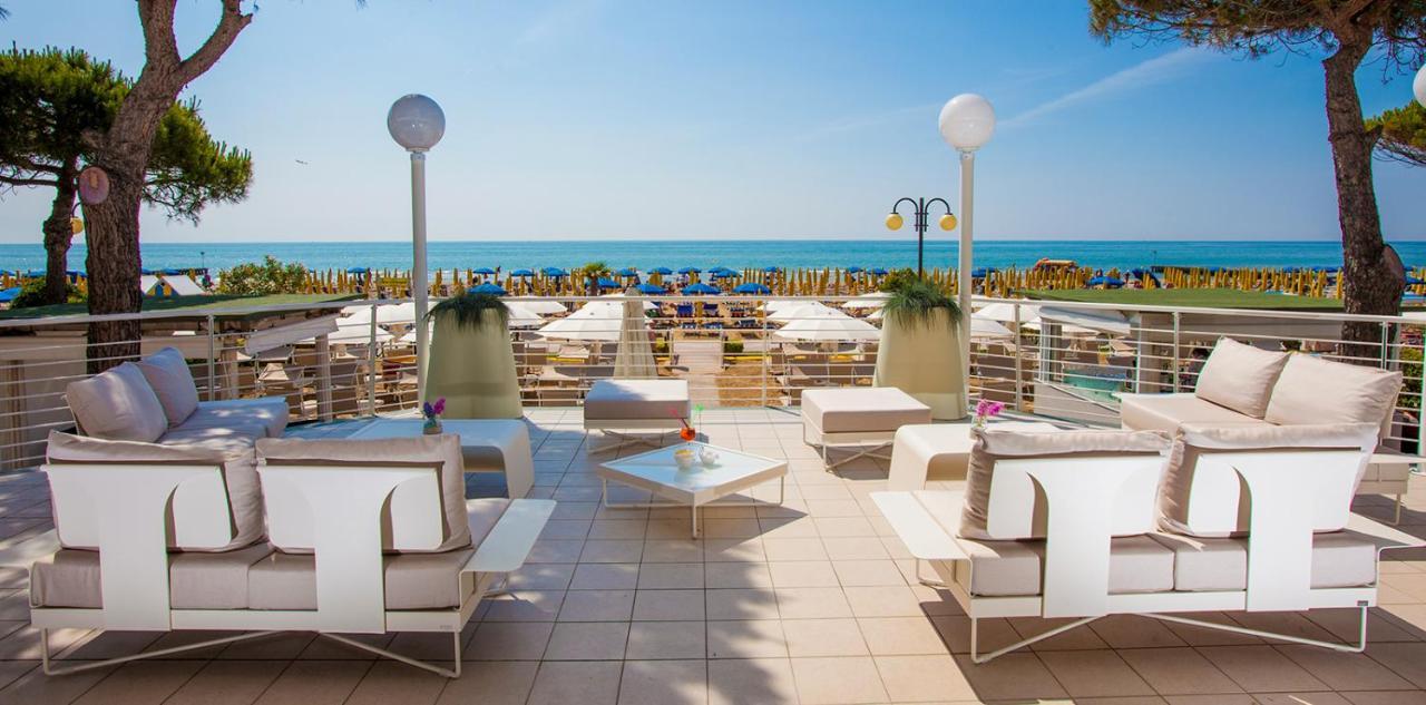 Hotel Carlton Lido di Jesolo Zewnętrze zdjęcie