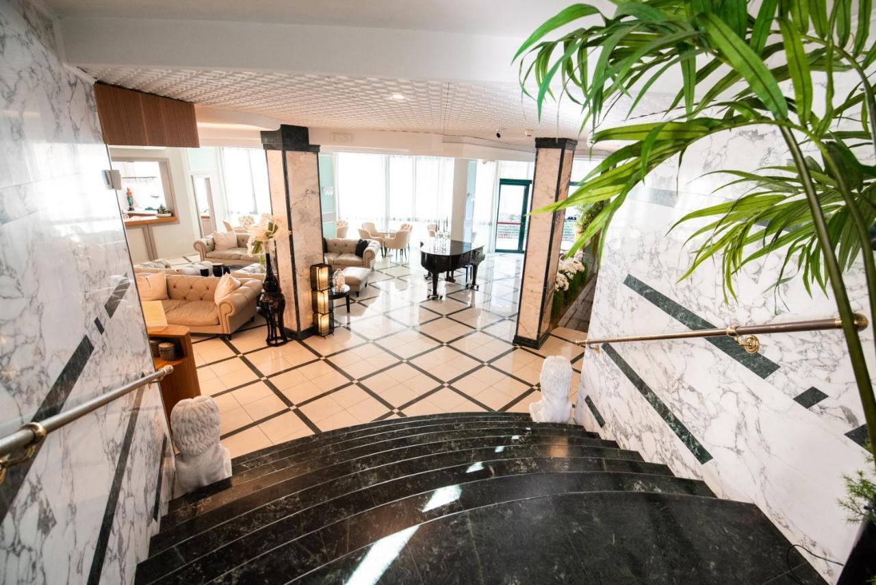 Hotel Carlton Lido di Jesolo Zewnętrze zdjęcie