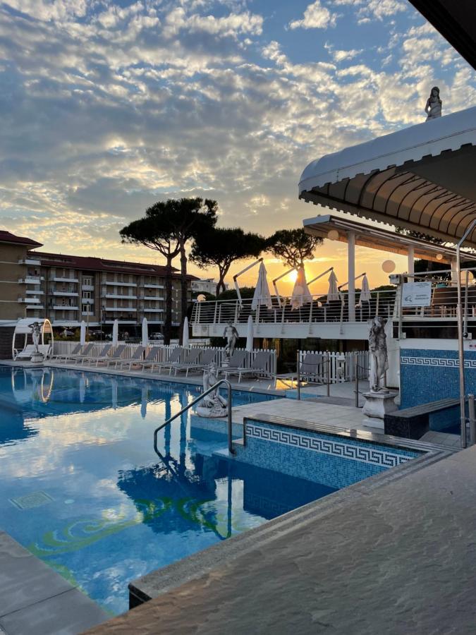 Hotel Carlton Lido di Jesolo Zewnętrze zdjęcie
